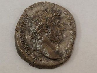 Denar mit Kaiser Hadrianus